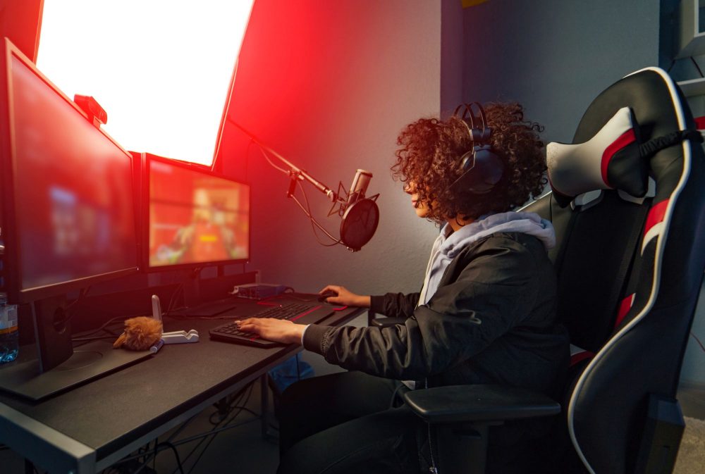Pro gamer lány streamel